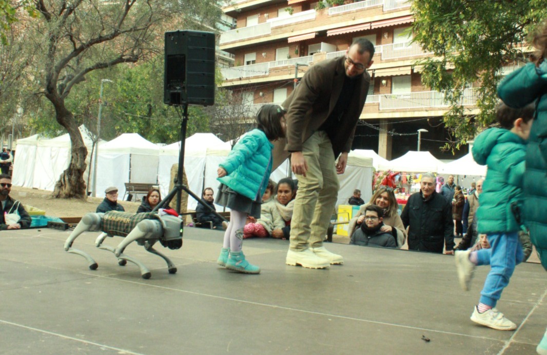 KHLIPPER in an educational robotics workshop with students